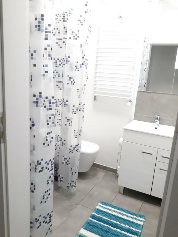 Pokoje - Studio Gliwice I Przy Onkologii ภายนอก รูปภาพ